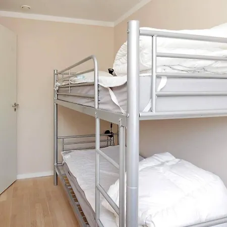 Three-bedroom Holiday In 14 Hébergement de vacances