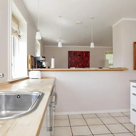 Three-bedroom Holiday In 14 * Gilleleje